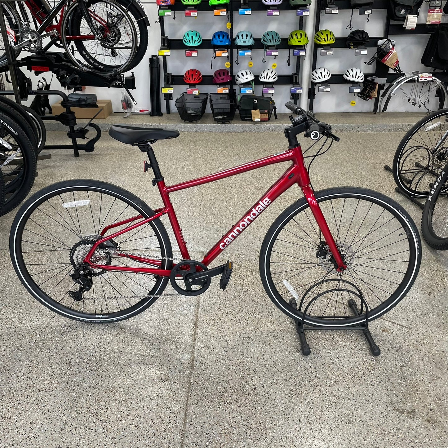 Cannondale Quick 3 Hybrid Bike, Medium, for 5'5" - 5'10"