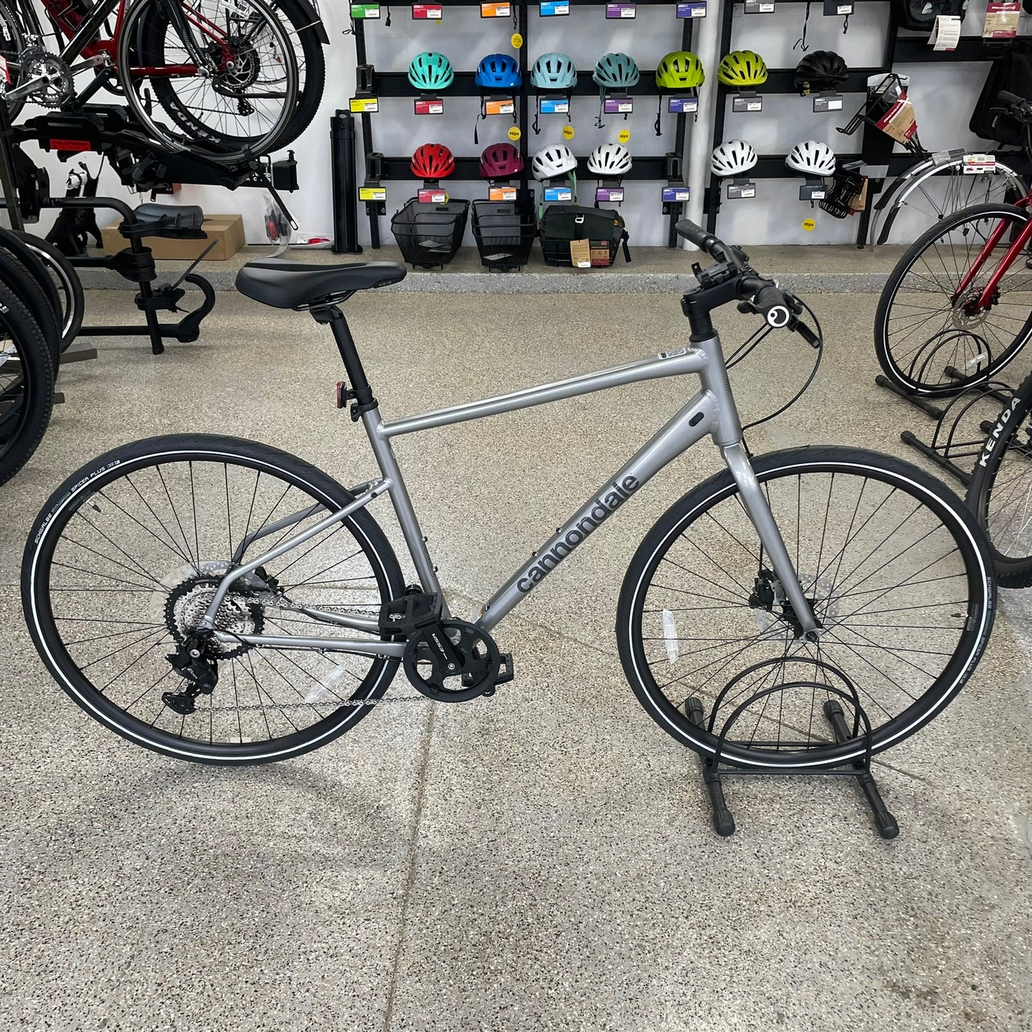 Cannondale Quick 3 Hybrid Bike, Large, for 5'9" - 6'2"