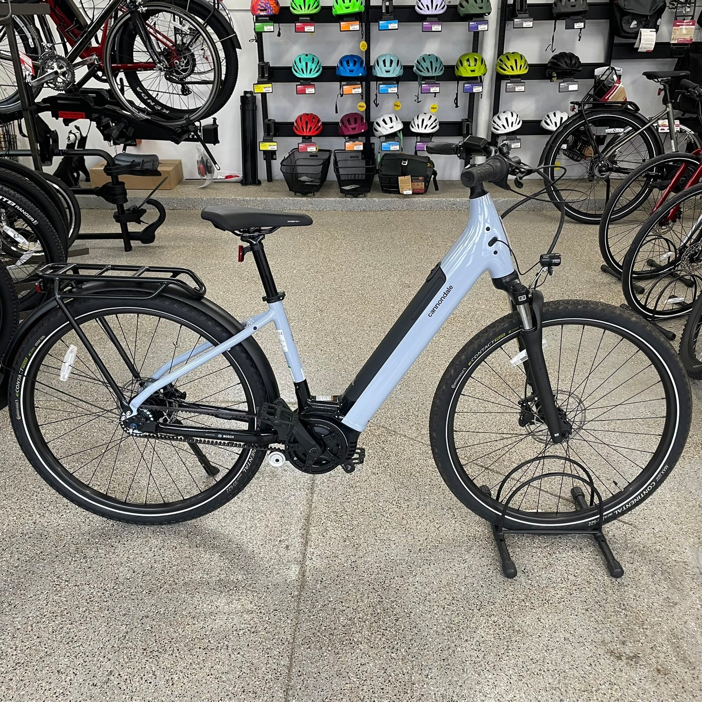 Cannondale Mavaro 3 Low StepThru Electric Assist Bike, Medium, for 5'5" - 6'1"