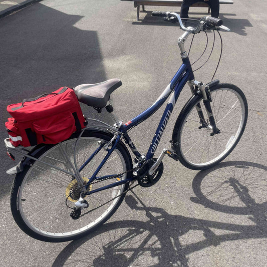 Specialized Crossroads, Medium, for riders between 5'5" and 5'11"