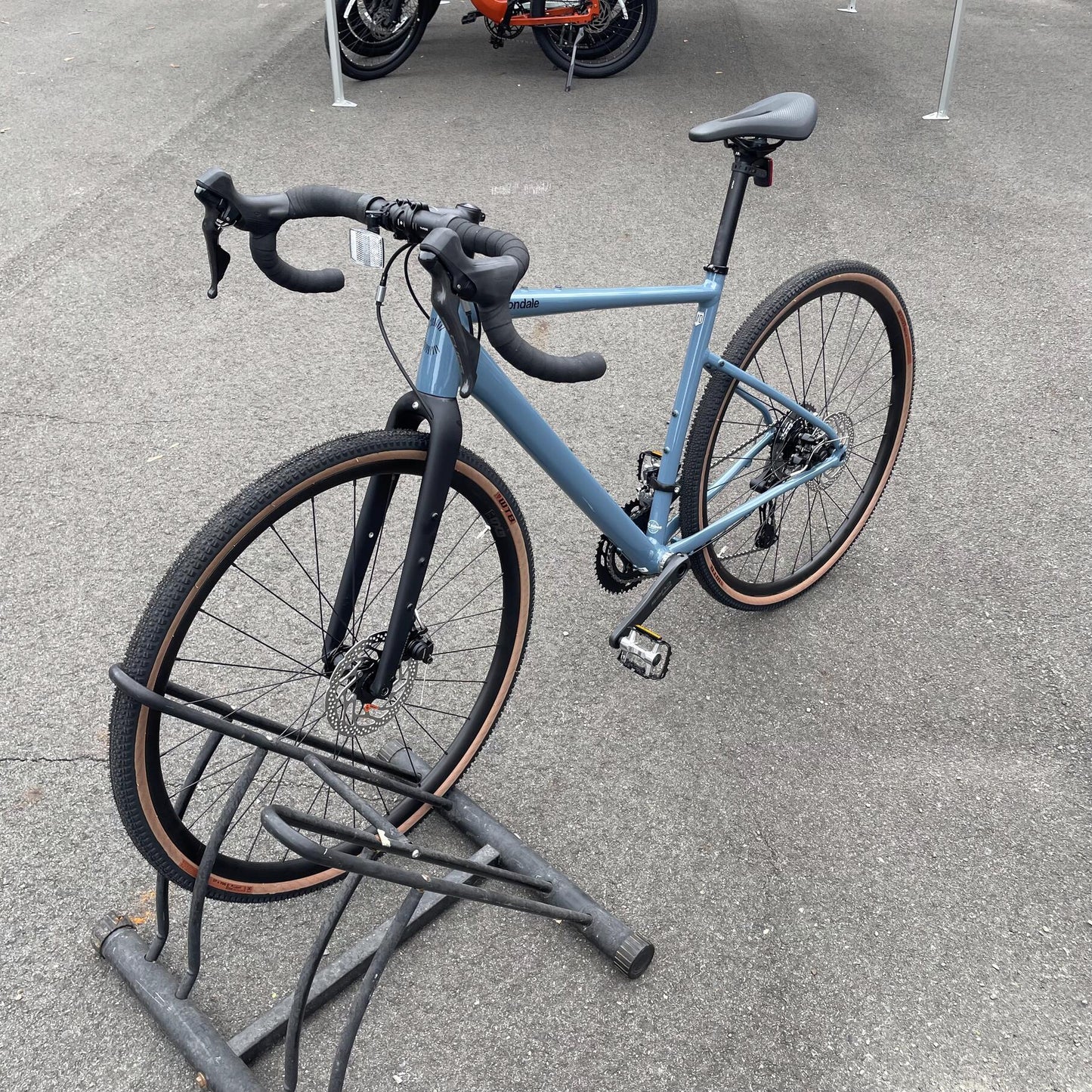 Cannondale Topstone 3, Medium, for riders 5'7" to 6'1"