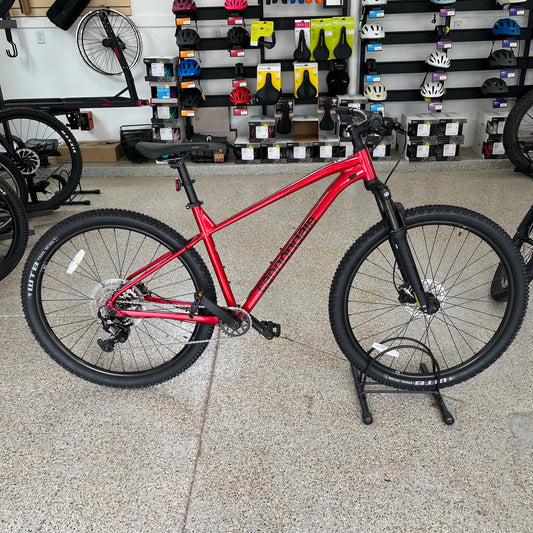 Mountain Bike, Cannondale Trail 2, Metallic Red, Large