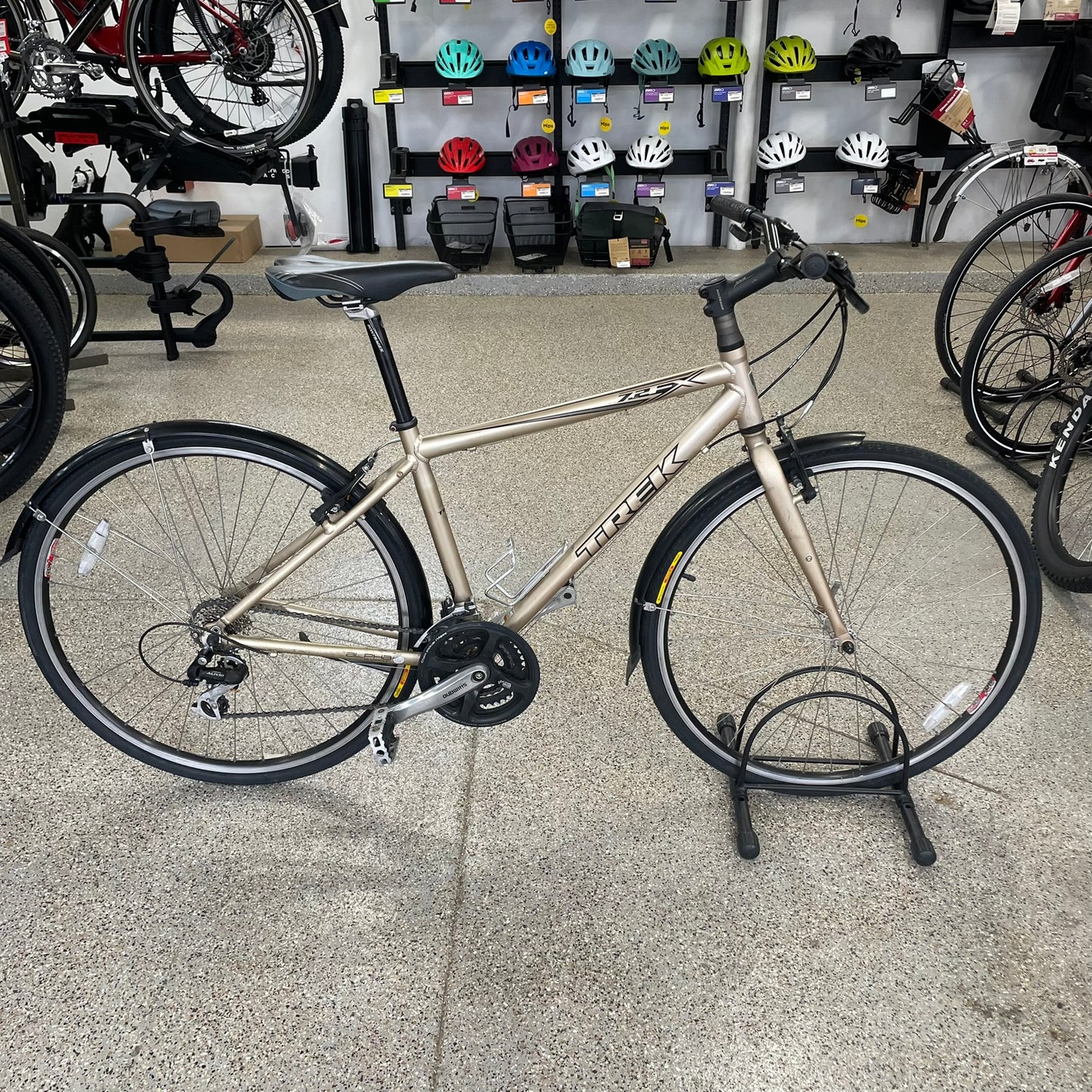 CPO, Trek FX 7.2 Hybrid, Champagne, Medium