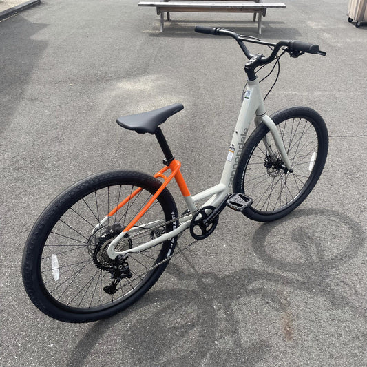 Cannondale Treadwell 2 Low Step, Small, for riders between 4'11" and 5'6"