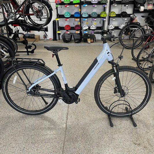 CPO, Cannondale Mavaro 3 Low StepThru Electric Assist Bike, Medium, for 5'5" - 6'1"