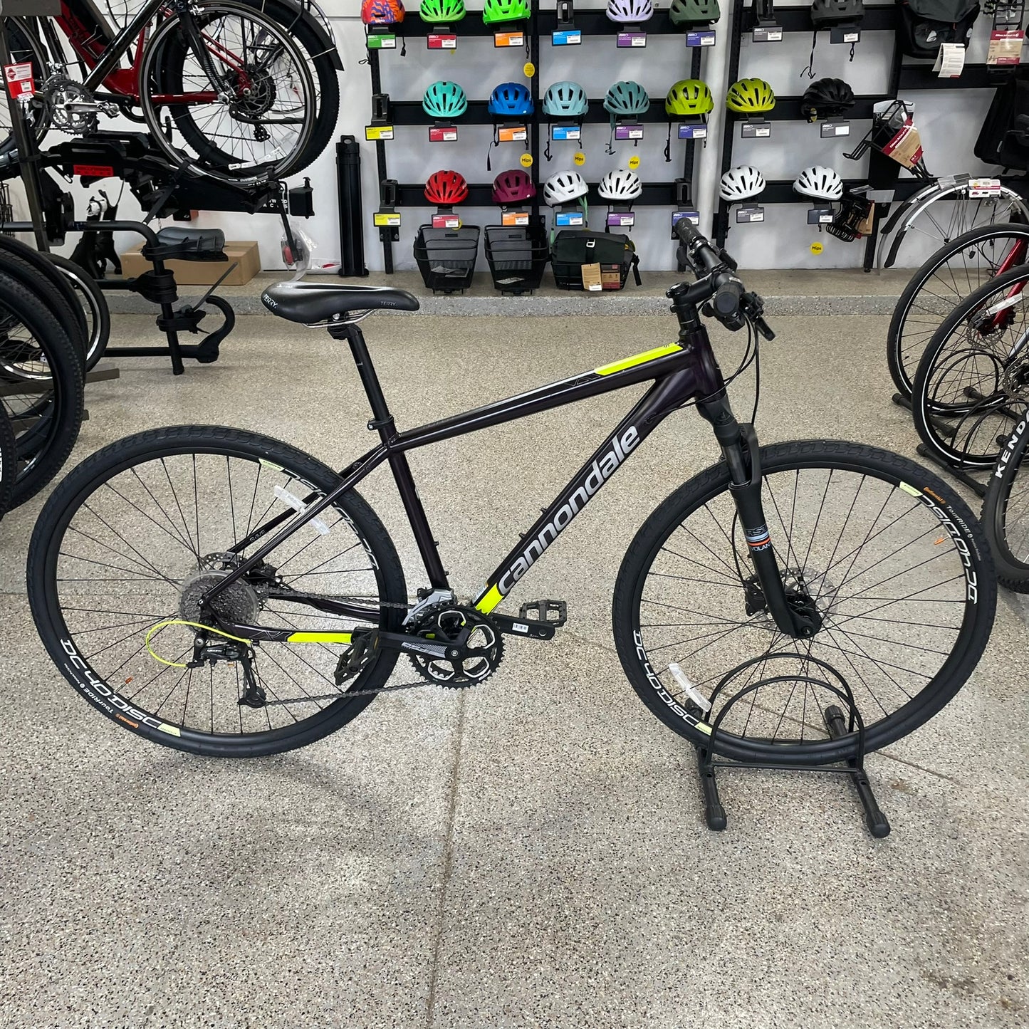 CPO, Cannondale Althea Hybrid, Purple, Medium
